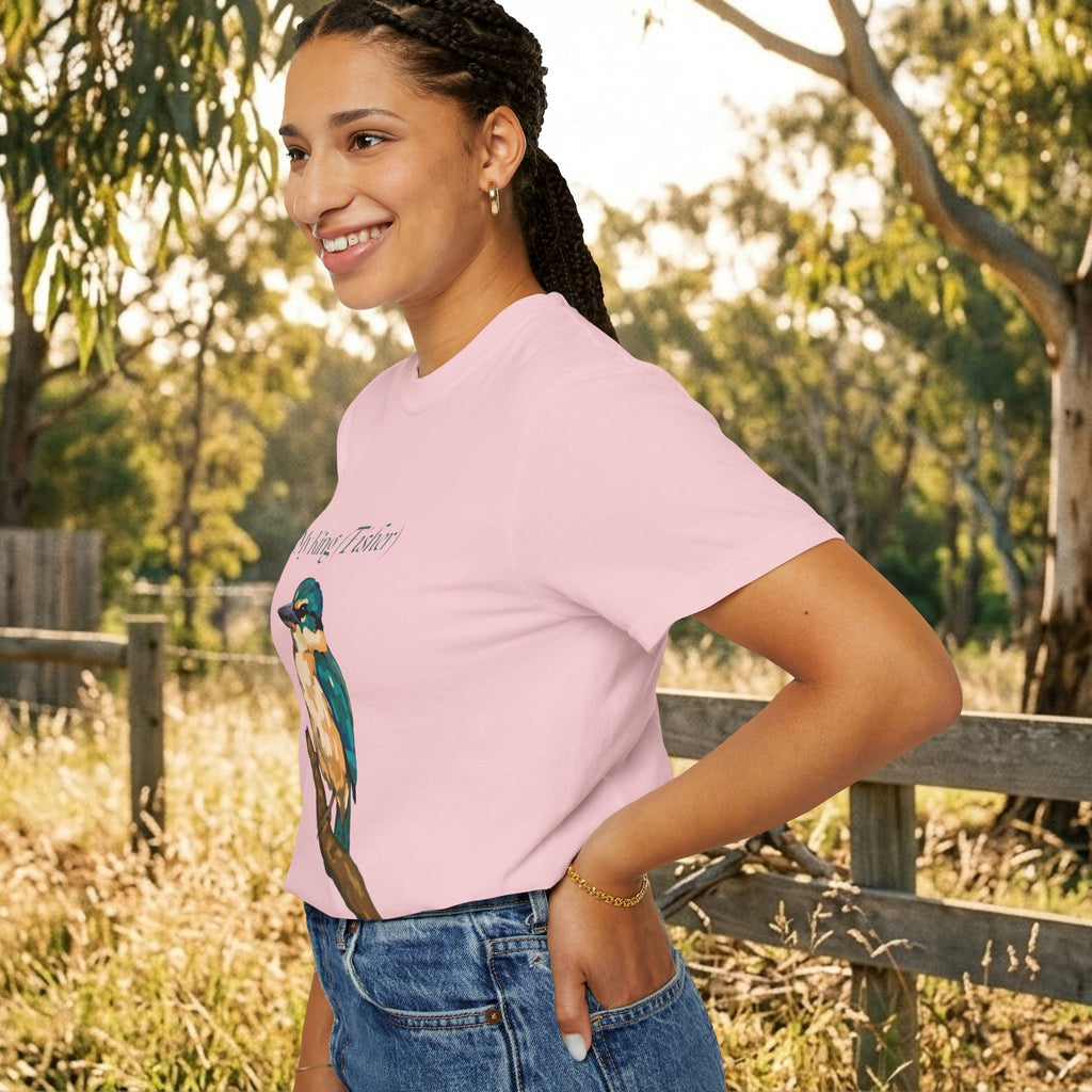 Light pink crewneck T-shirt with kingfisher bird graphic on front