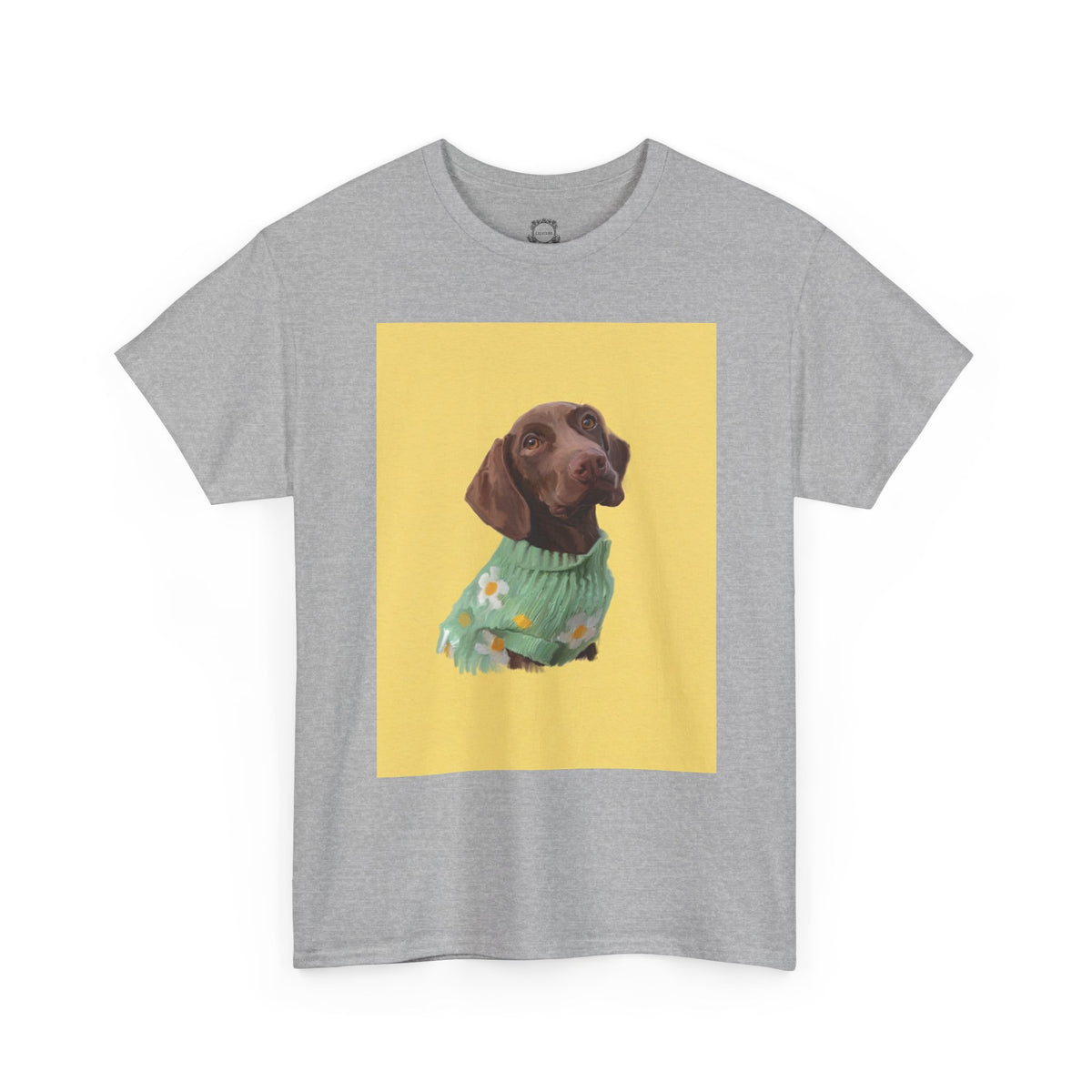 Sport grey pet t-shirt with dog portrait graphic in a yellow square