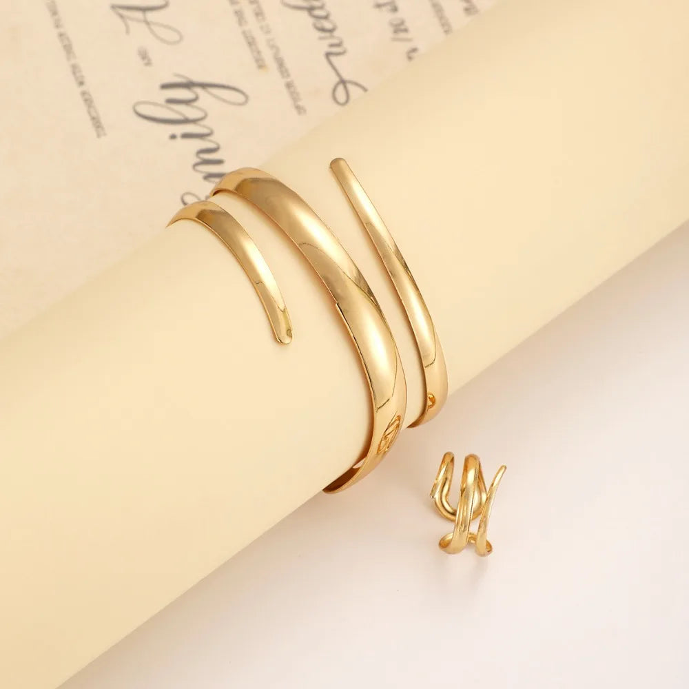 Chunky geometric bracelet and ring set by Kat&Co.
